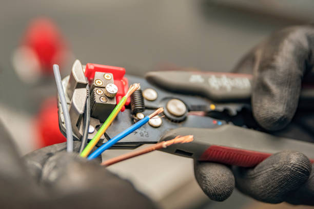 Best Commercial Electrician Services  in Central Park, WA